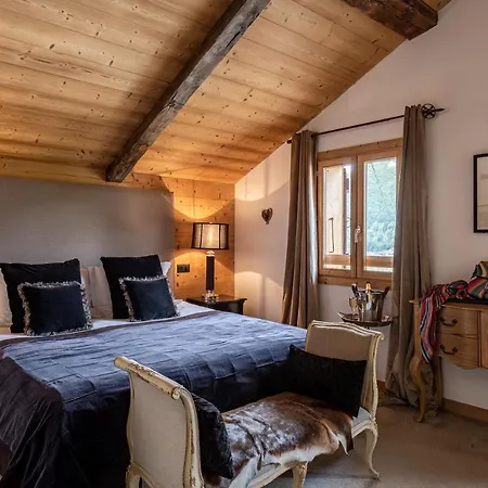 Chalet Fourmiliere مورزين