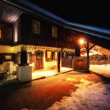 بيت ضيافة Chalet Fourmiliere